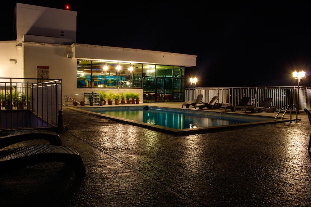 Hotel Faranda Express Soloy And Casino, A Member Of Radisson Individuals Panama City Eksteriør billede