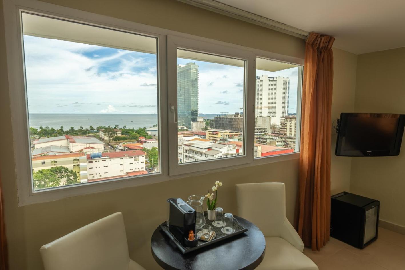 Hotel Faranda Express Soloy And Casino, A Member Of Radisson Individuals Panama City Eksteriør billede